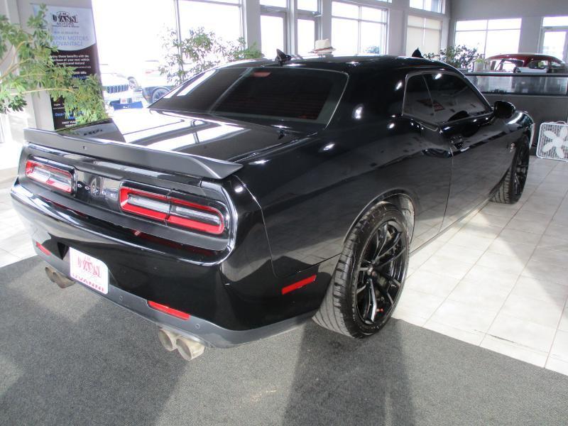 Dodge Challenger  2019