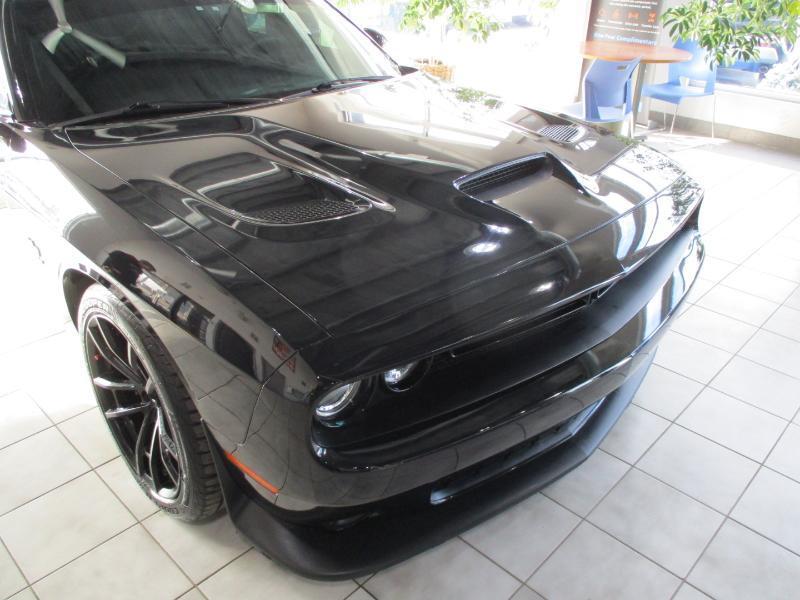 Dodge Challenger  2019