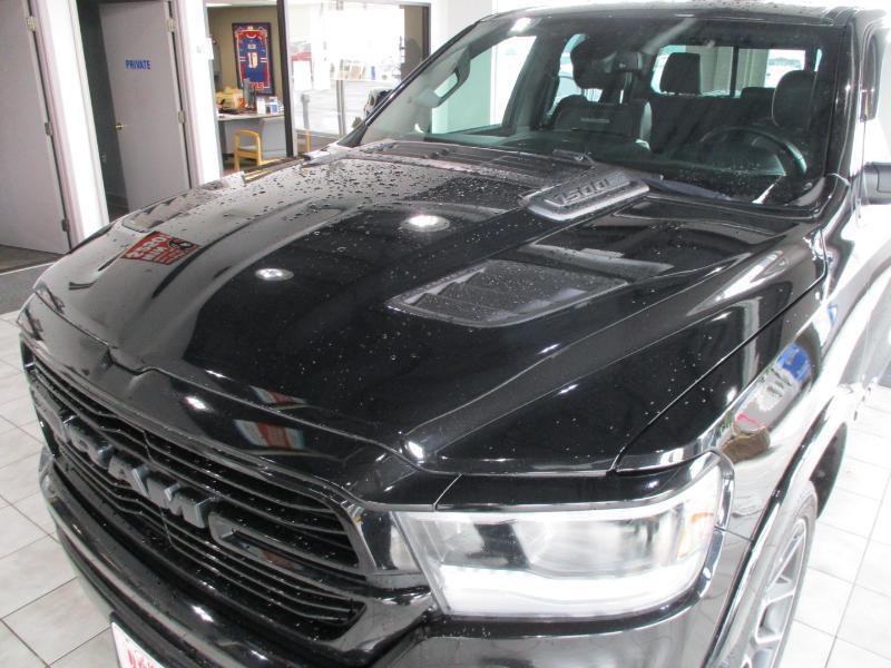 RAM 1500 Laramie Crew Cab SWB 4WD 2019