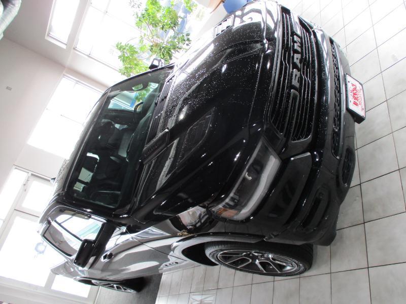 RAM 1500 Laramie Crew Cab SWB 4WD 2019