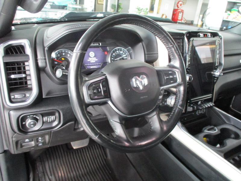 RAM 1500 Laramie Crew Cab SWB 4WD 2019