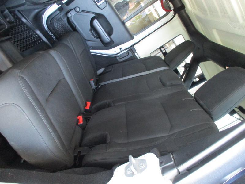 Jeep Wrangler Unlimited Sport 2018