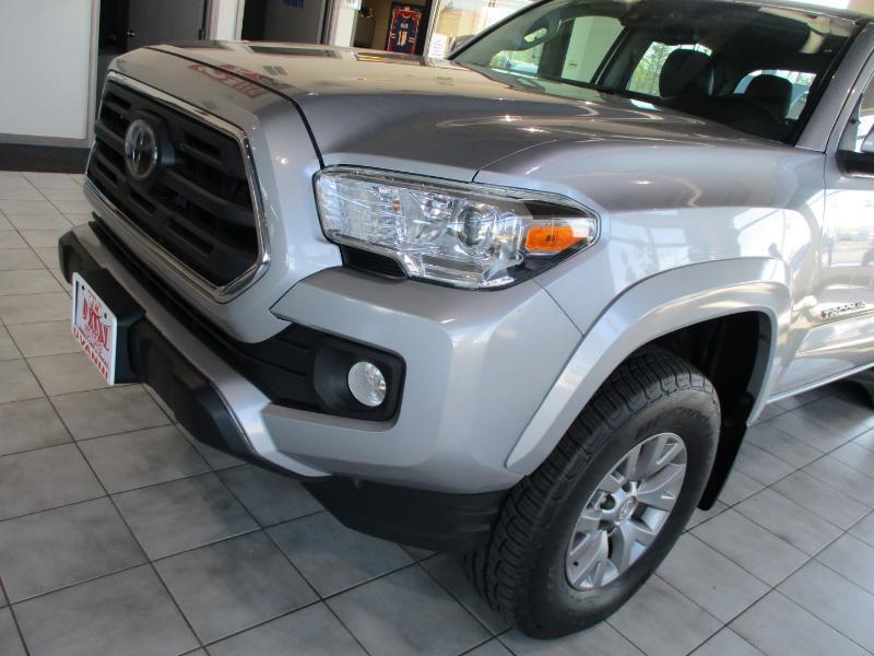 Toyota Tacoma SR5 Double Cab Long Bed V6 6AT 4WD 2019