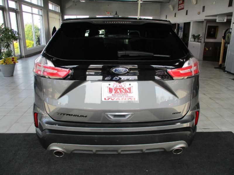 Ford Edge Titanium 2024