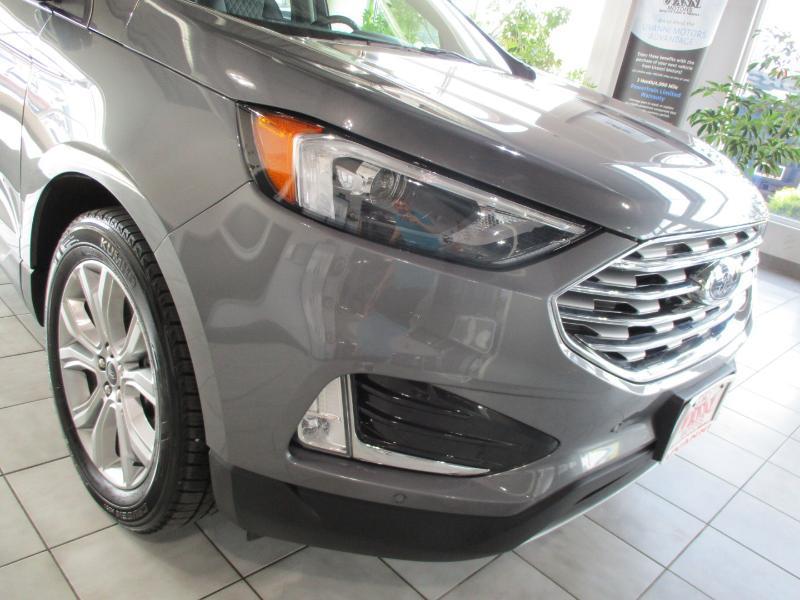 Ford Edge Titanium 2024