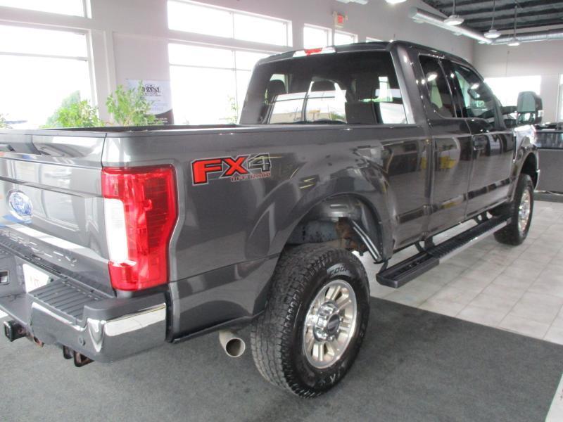 Ford F-250 SD XLT SuperCab 4WD 2019
