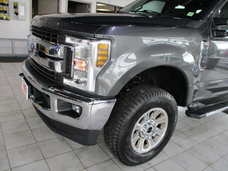 Ford F-250 SD XLT SuperCab 4WD 2019