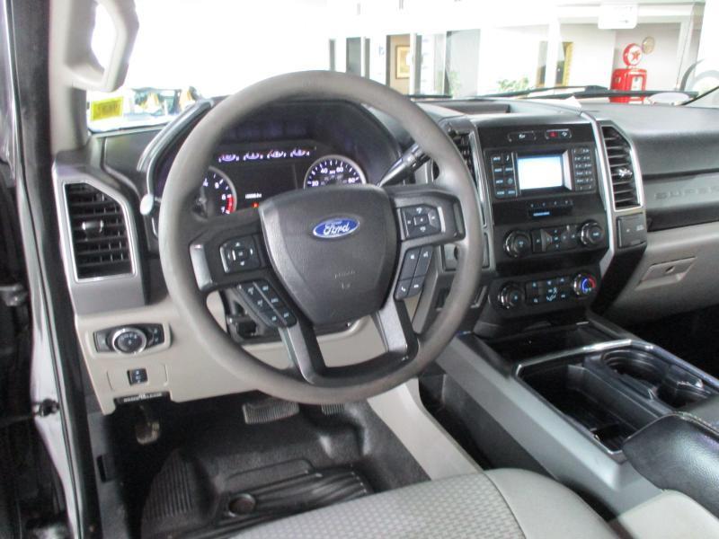 Ford F-250 SD XLT SuperCab 4WD 2019