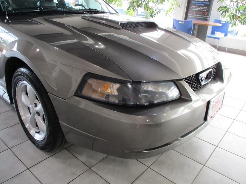 Ford Mustang GT Premium Coupe 2001