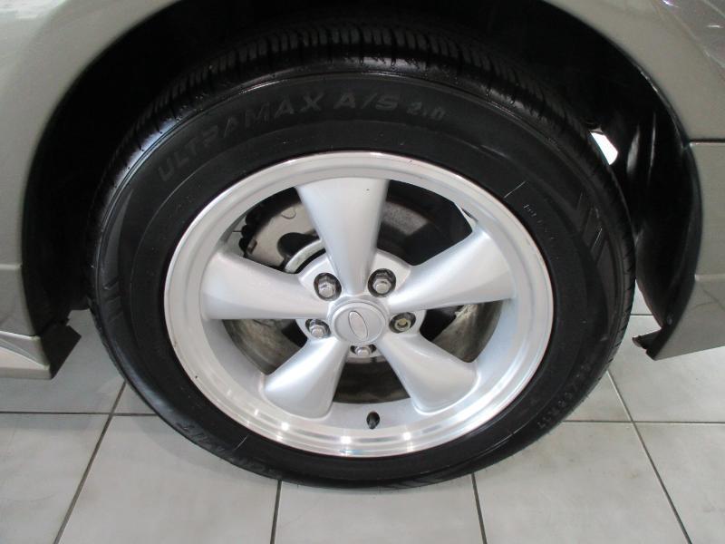 Ford Mustang GT Premium Coupe 2001