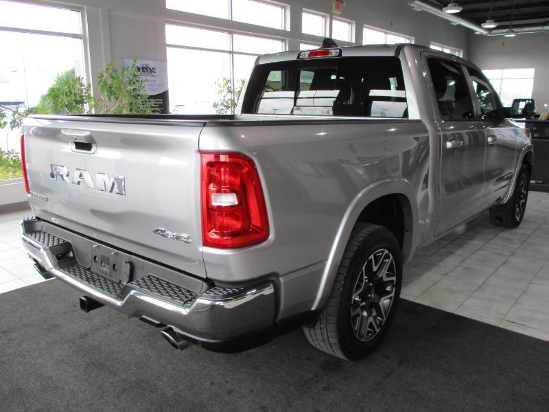 RAM 1500 Laramie Crew Cab SWB 4WD 2025