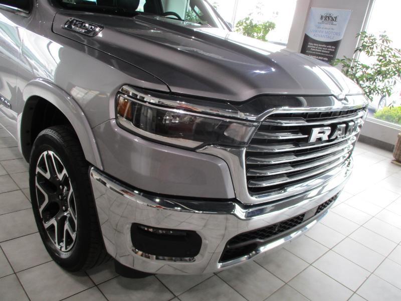 RAM 1500 Laramie Crew Cab SWB 4WD 2025