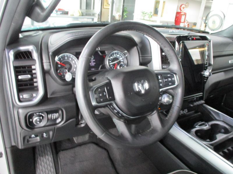RAM 1500 Laramie Crew Cab SWB 4WD 2025
