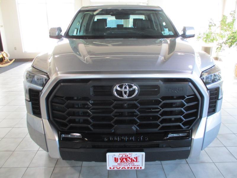 Toyota Tundra Limited CrewMax 4WD 2023