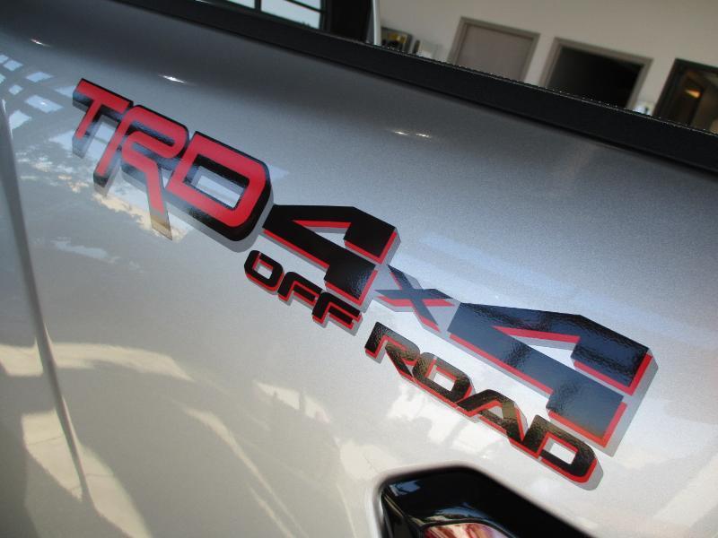 Toyota Tundra Limited CrewMax 4WD 2023