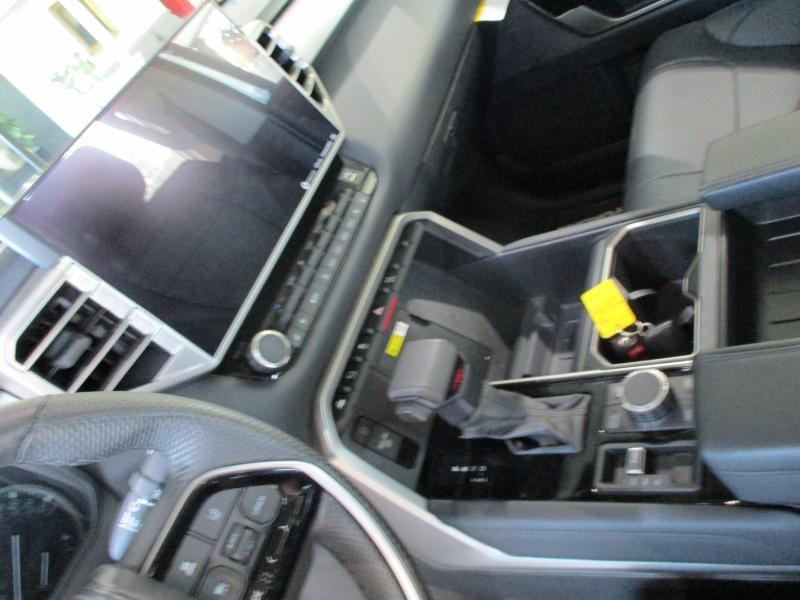 Toyota Tundra Limited CrewMax 4WD 2023