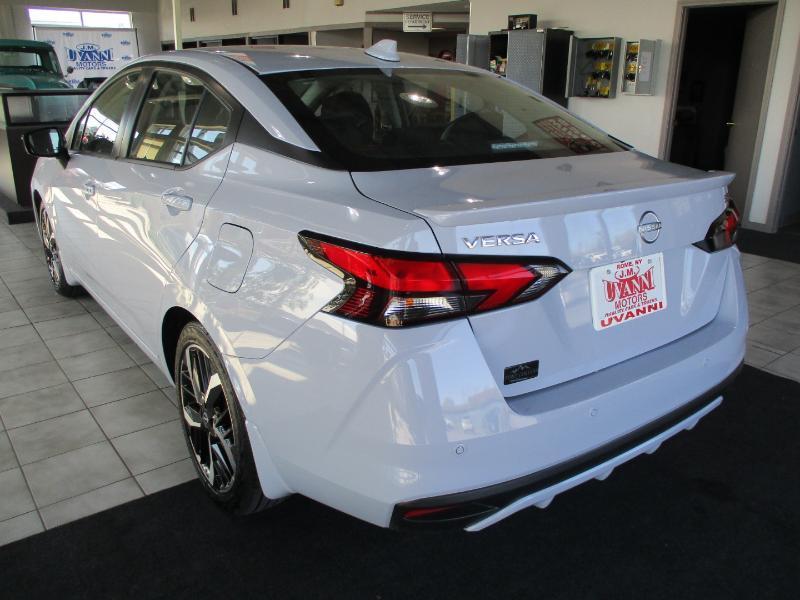 Nissan Versa SR 2024