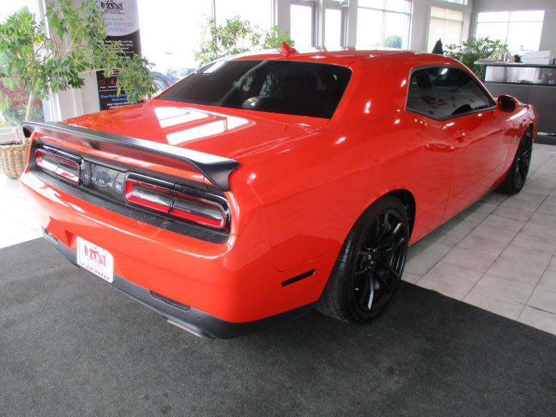 Dodge Challenger R/T SCAT Pack 2021