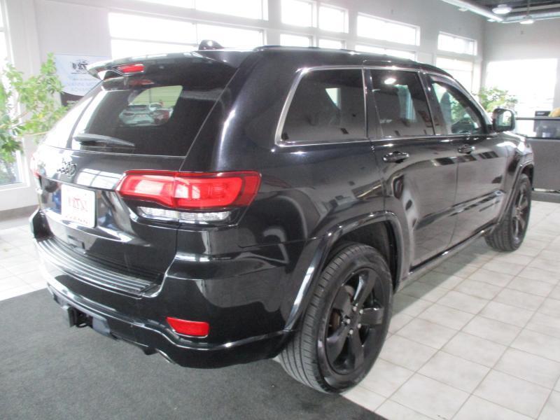Jeep Grand Cherokee Laredo 4WD 2015