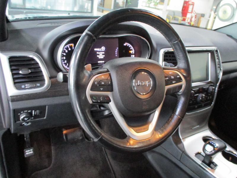 Jeep Grand Cherokee Laredo 4WD 2015