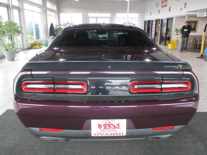 Dodge Challenger R/T SCAT Pack 2021