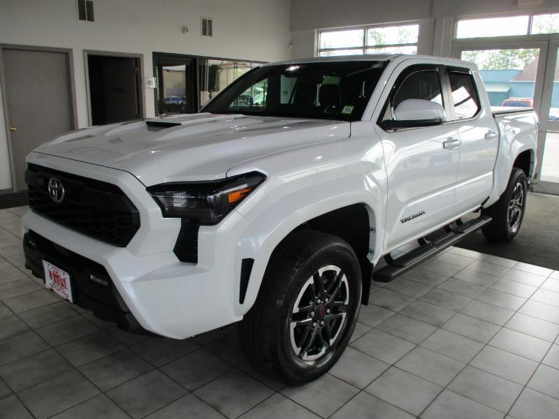 Toyota Tacoma TRD Sport Double Cab 4WD 2024