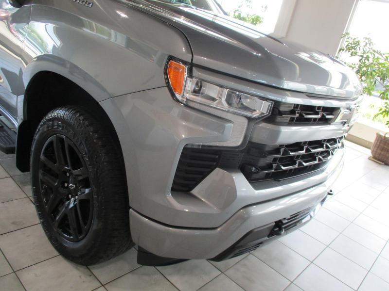 Chevrolet Silverado 1500 RST Crew Cab 4WD 2024