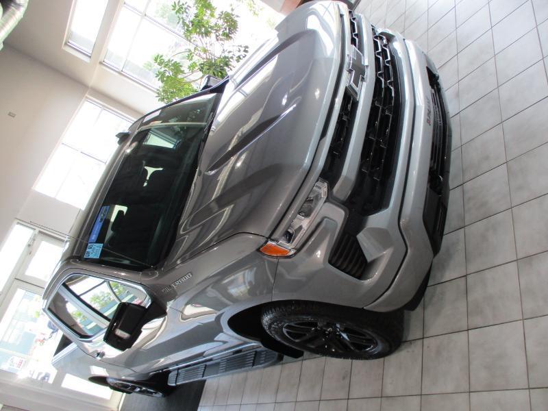 Chevrolet Silverado 1500 RST Crew Cab 4WD 2024