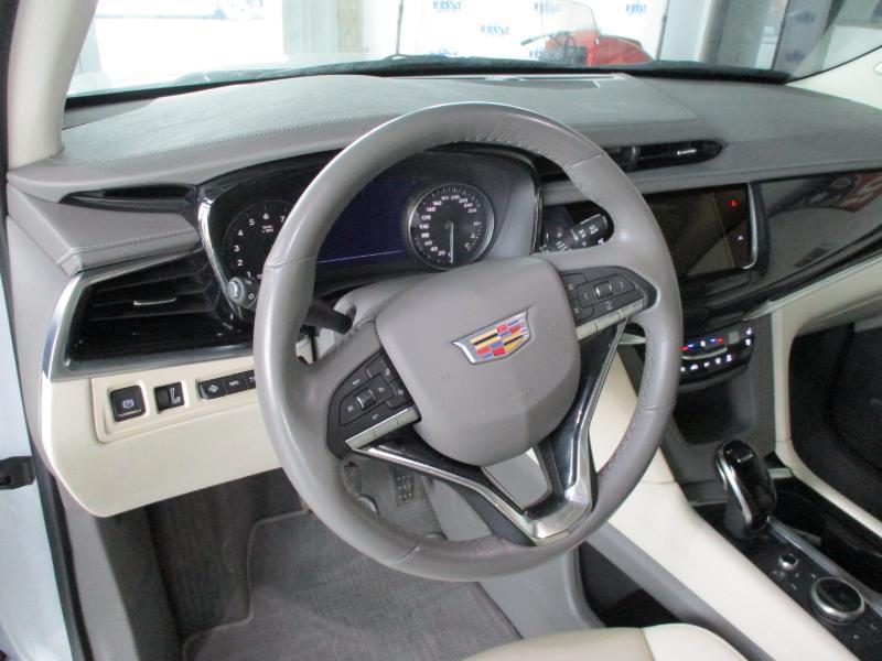 Cadillac XT6 Premium Luxury AWD 2024