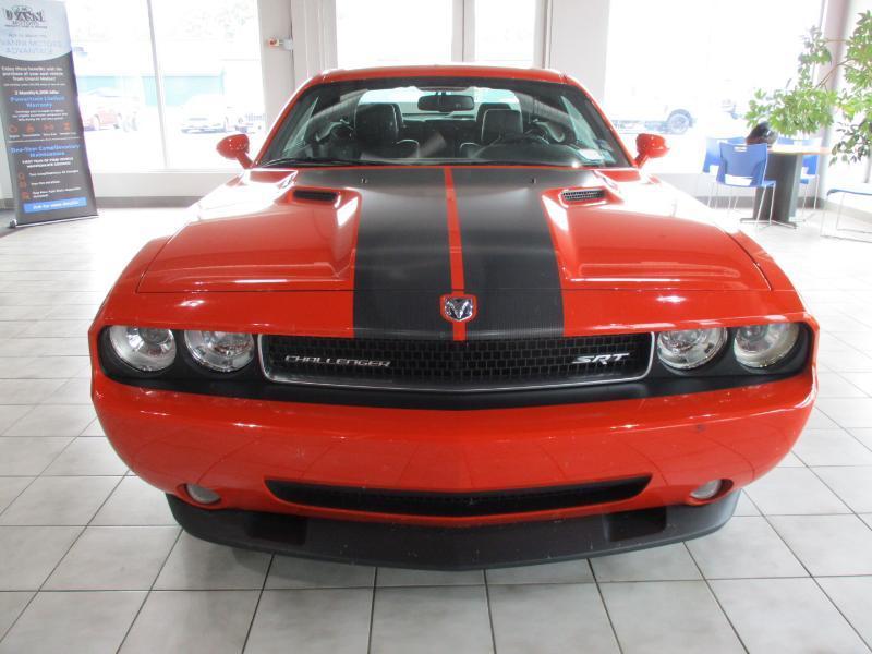 Dodge Challenger SRT8 2009