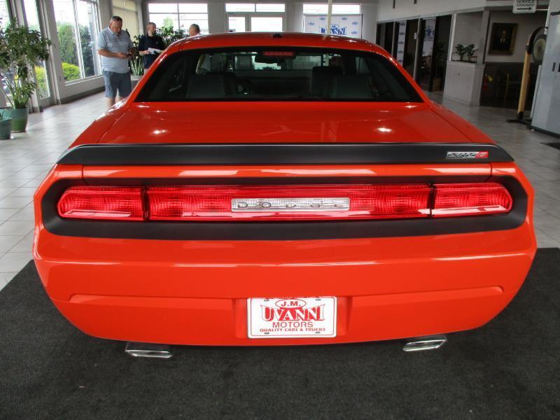 Dodge Challenger SRT8 2009
