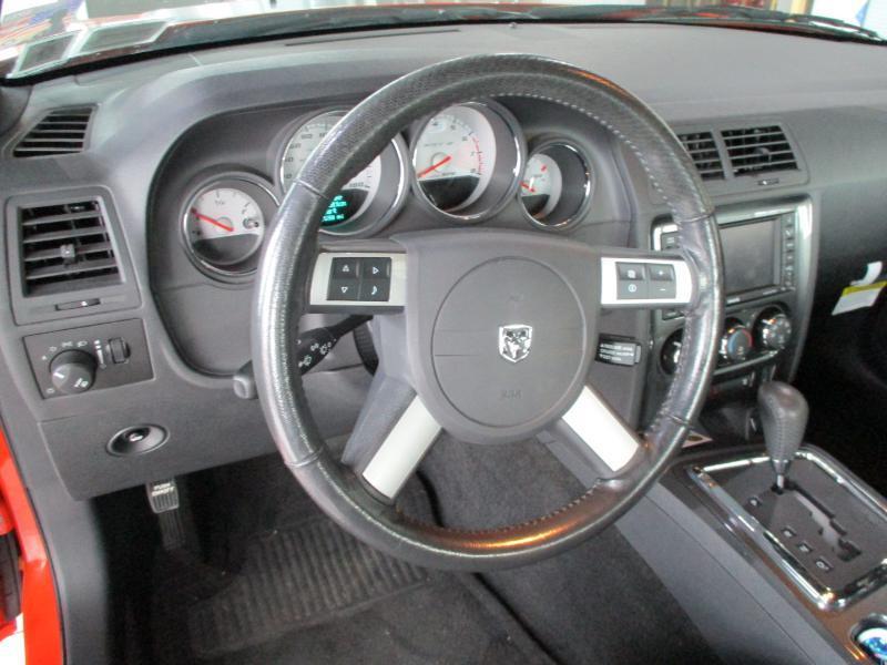 Dodge Challenger SRT8 2009