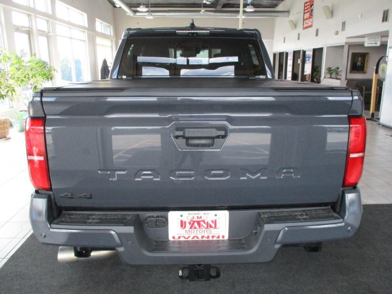 Toyota Tacoma TRD Sport Double Cab 4WD 2024