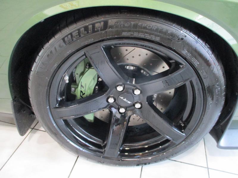 Dodge Challenger SRT Hellcat 2022