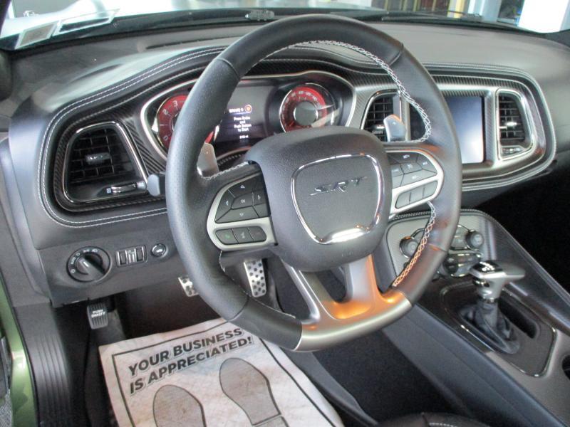 Dodge Challenger SRT Hellcat 2022