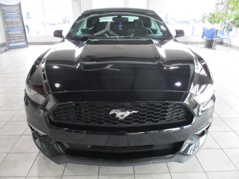 Ford Mustang V6 Convertible 2015