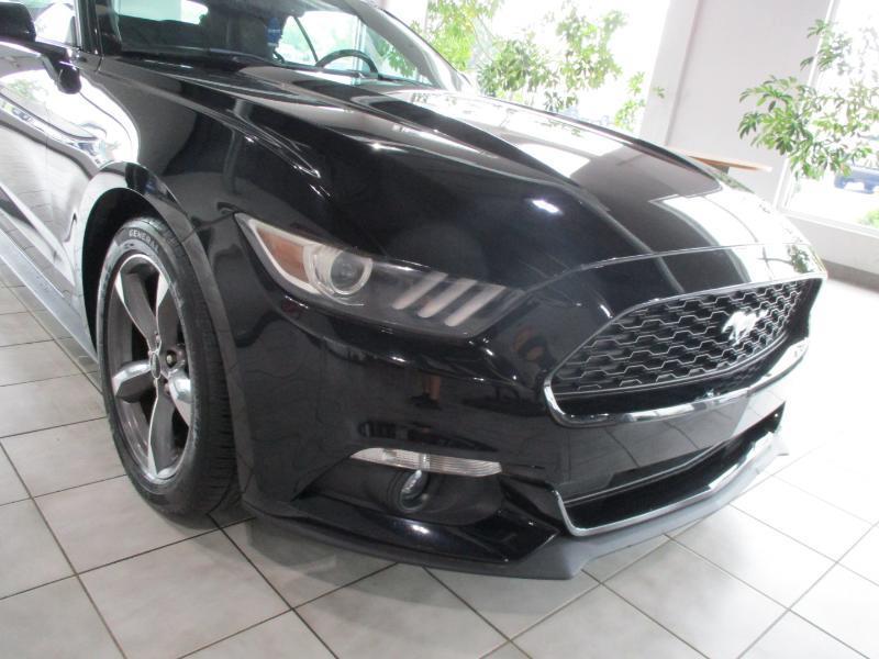 Ford Mustang V6 Convertible 2015