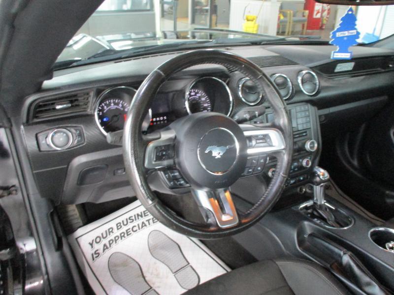 Ford Mustang V6 Convertible 2015