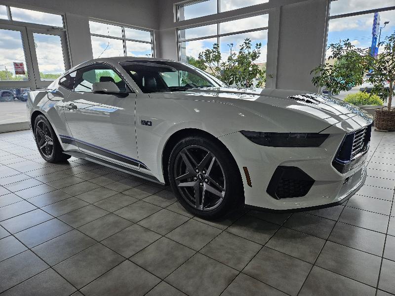 Ford Mustang GT Premium Coupe 2025