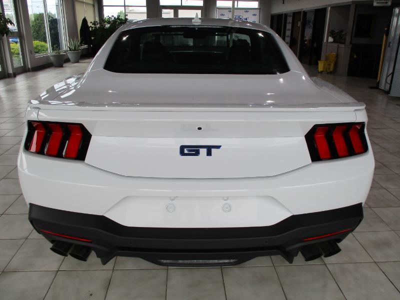 Ford Mustang GT Premium Coupe 2025