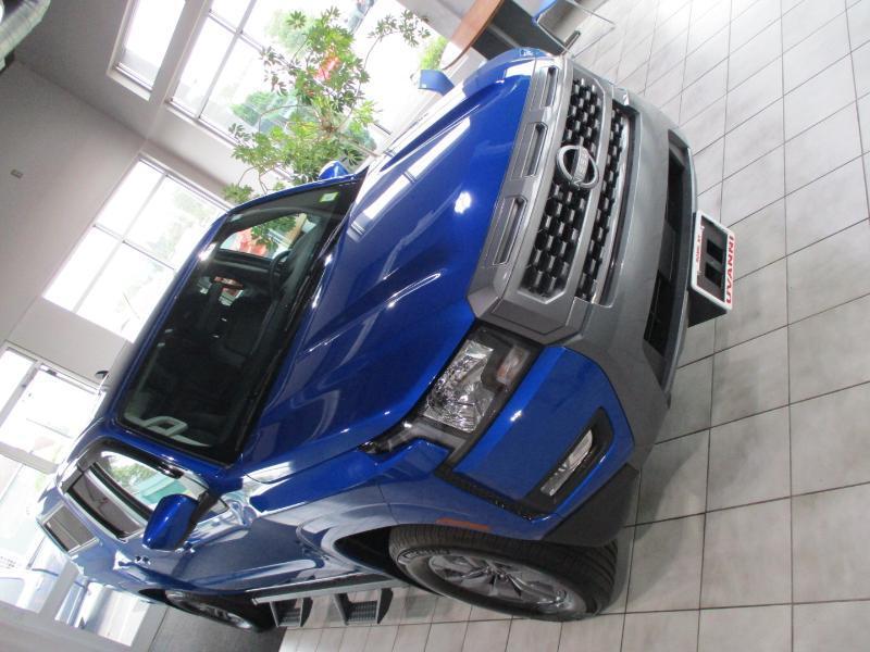 Nissan Frontier SV Crew Cab 4WD 2025