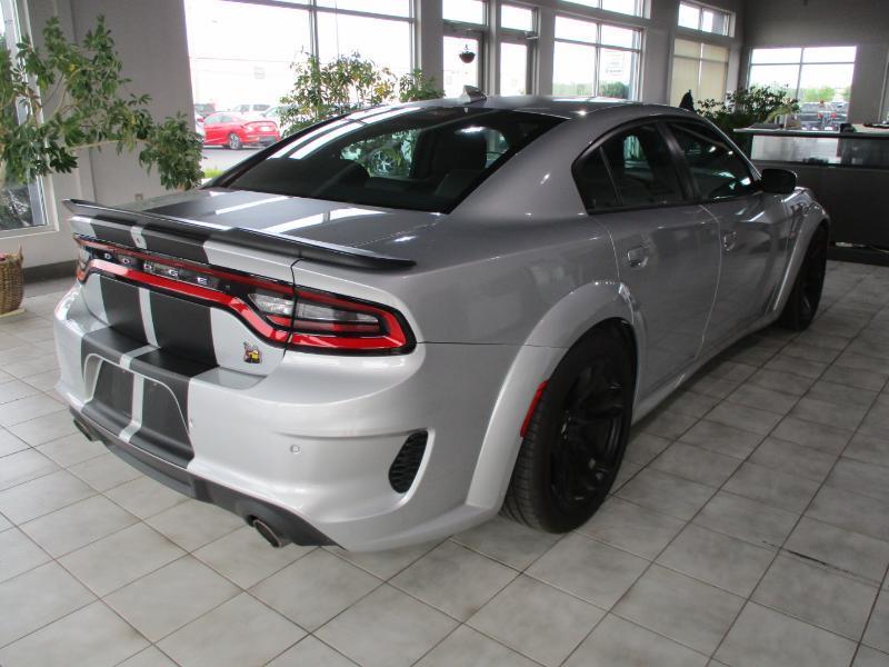Dodge Charger  2021