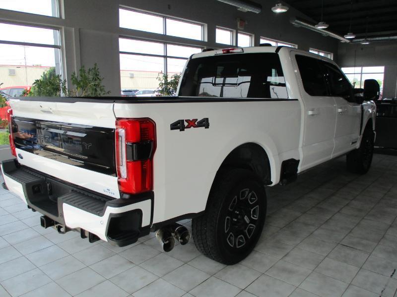 Ford F-250 SD Platinum Crew Cab 4WD 2026