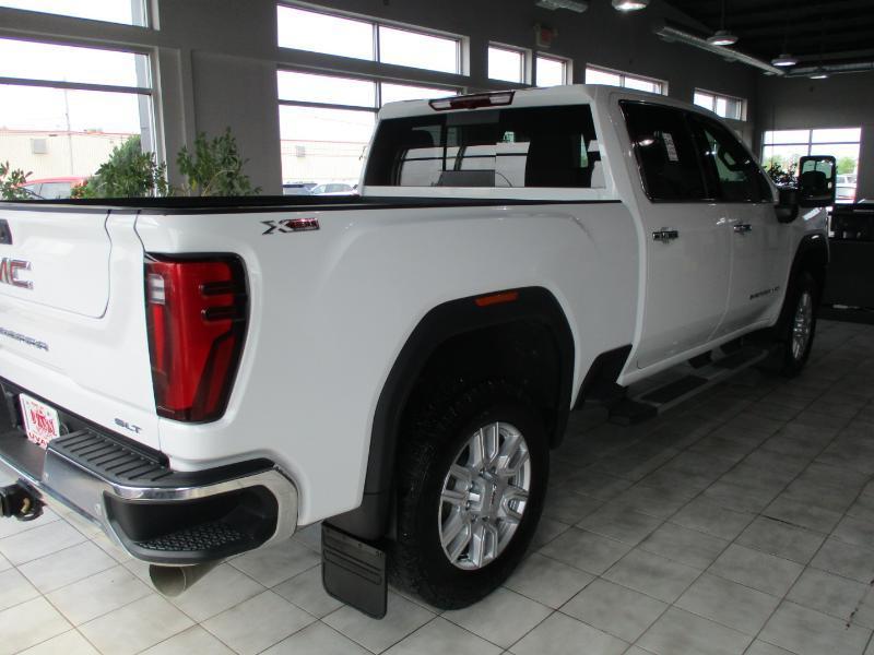 GMC Sierra 2500HD SLT Crew Cab 2WD 2024