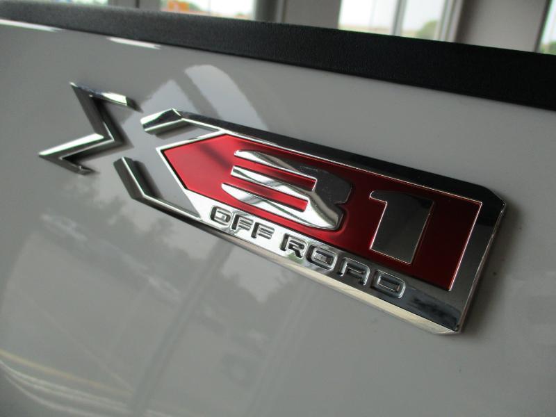 GMC Sierra 2500HD SLT Crew Cab 2WD 2024