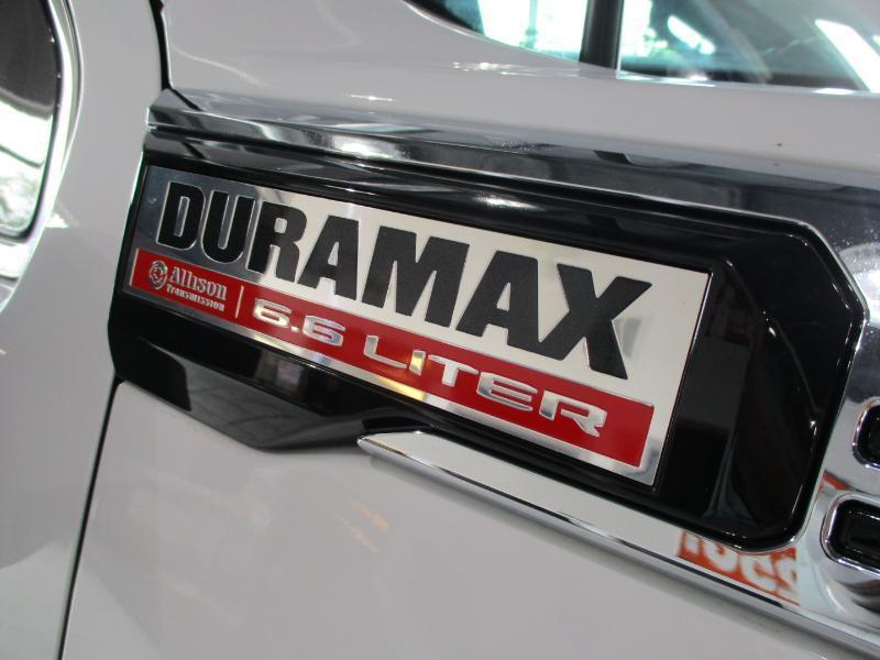 GMC Sierra 2500HD SLT Crew Cab 2WD 2024