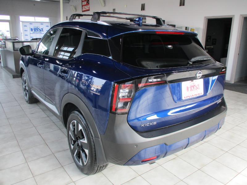 Nissan Kicks SV 4WD 2025