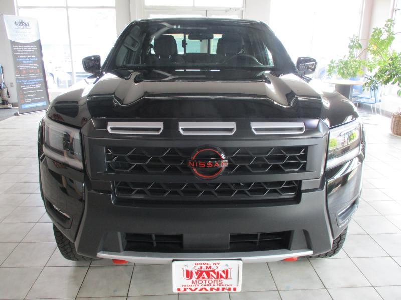 Nissan Frontier PRO-4X Crew Cab 4WD 2026