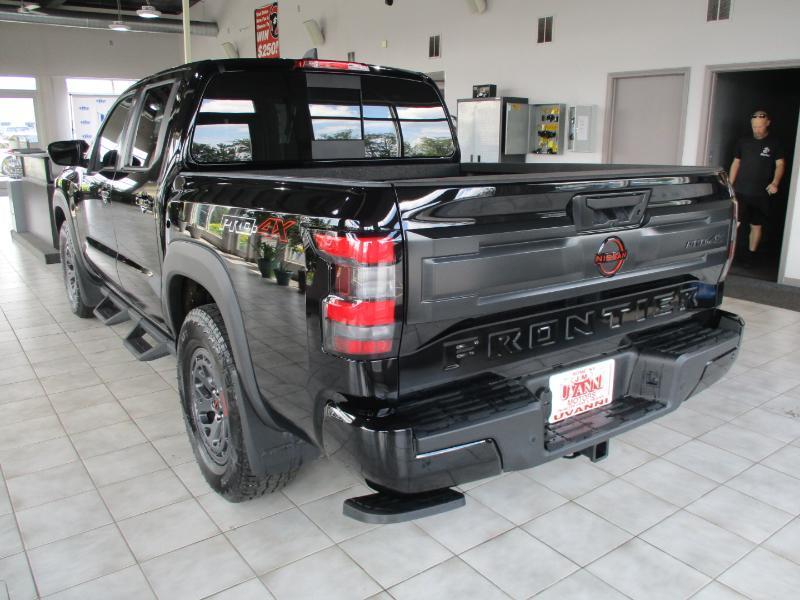 Nissan Frontier PRO-4X Crew Cab 4WD 2026