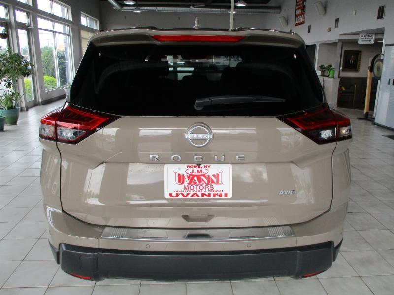 Nissan Rogue SV AWD 2025